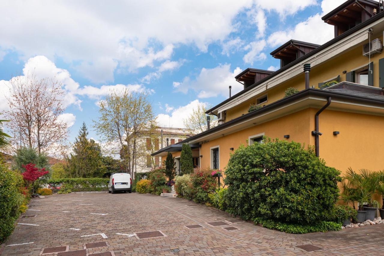 Hotel Rovere Тревизо Экстерьер фото