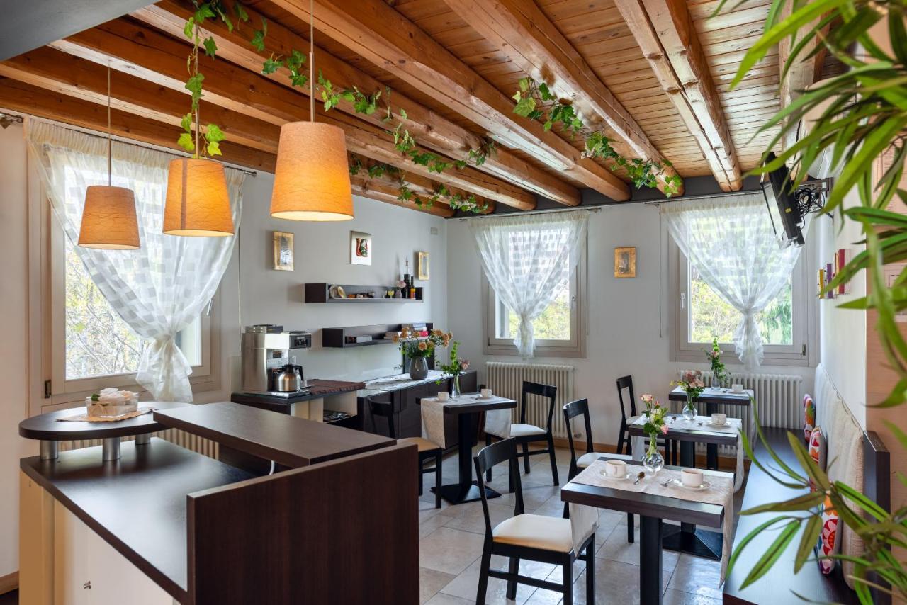 Hotel Rovere Тревизо Экстерьер фото